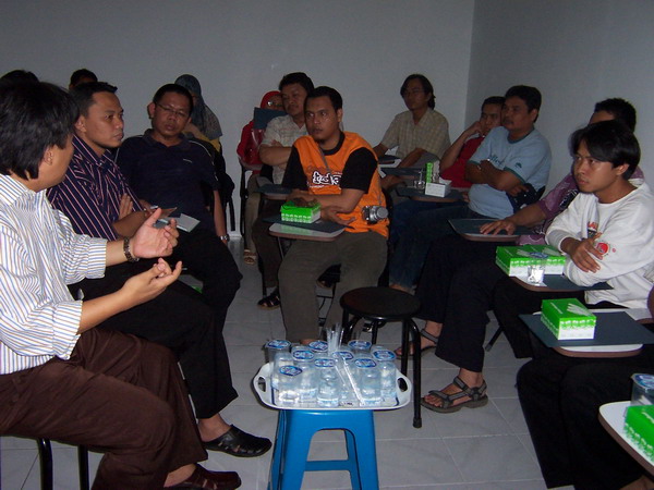 Kunjungan ke JPG Technology, Cimahi 22 Juli 2006
