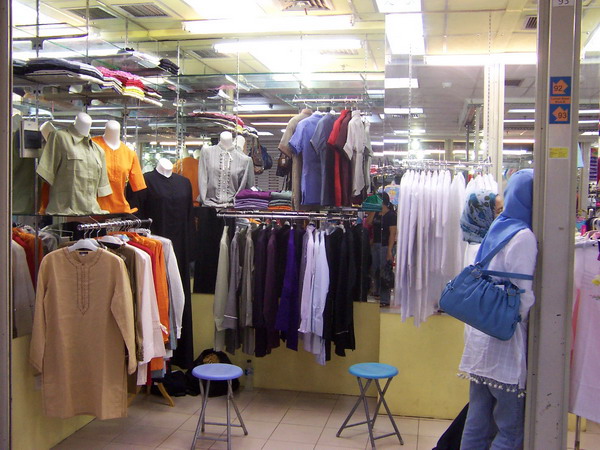 Seminggu Kemudian, Langsung Take Action Buka Kios Di ITC Mangga Dua(1 Feb 2006)