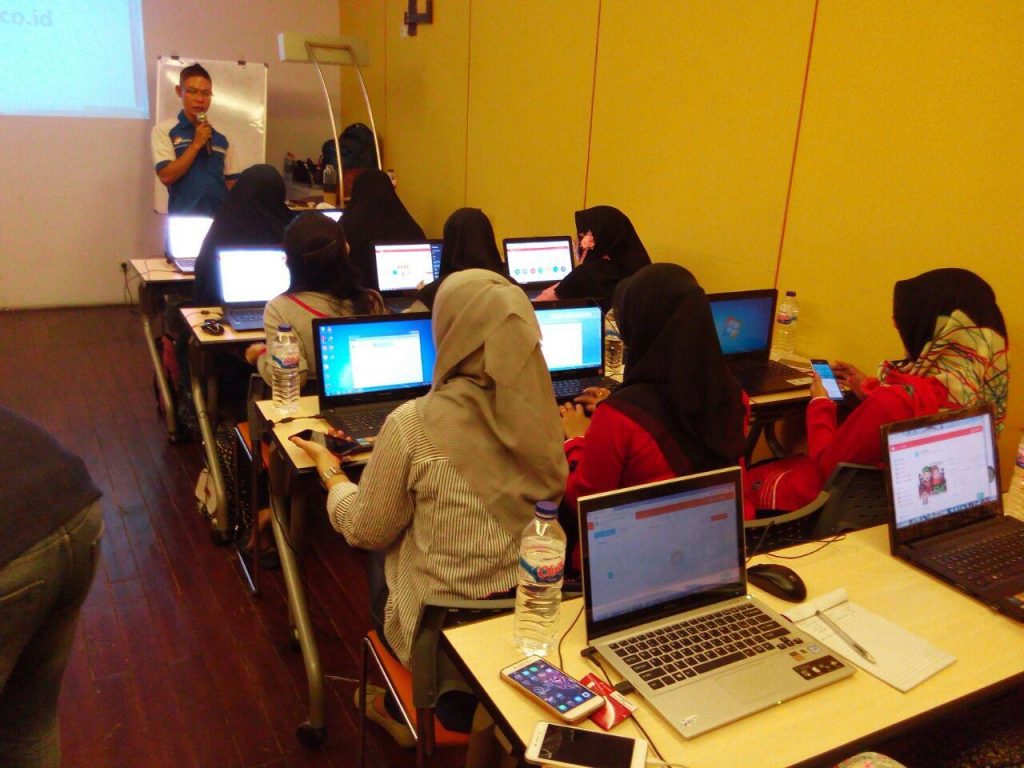 TDA Class – Workshop Series "Sukses Jualan di Marketplace: Merajai Shopee" by Edi “Simon”